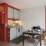 S15177 - Warm Studio For 2 People In The Montparnasse Area
